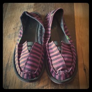 Sanuks